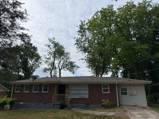 Building Photo - 3343 Misty Valley Rd