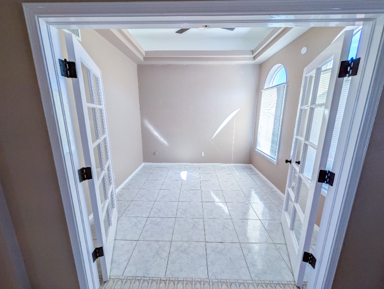 Building Photo - 1397 James Dudley Dr