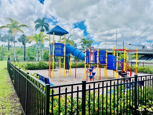 Building Photo - 25532 SW 108th Ave