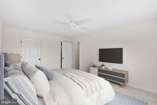 Building Photo - 43374 Greyswallow Terrace