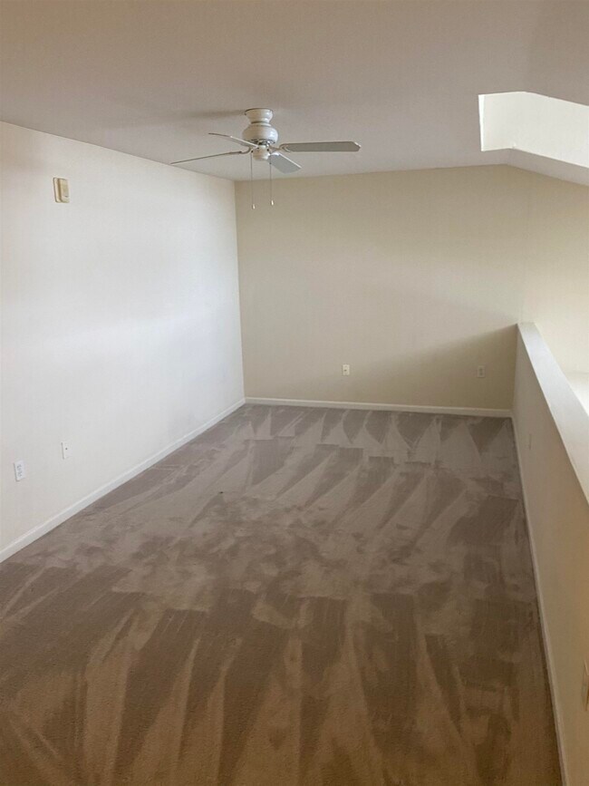 Building Photo - 2801 Chancellorsville Dr