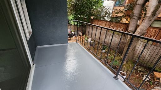 Building Photo - Location, Location, Location! 2-bed Ballar...