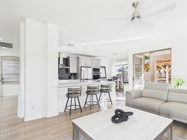 Building Photo - 12579 W Mulberry Dr