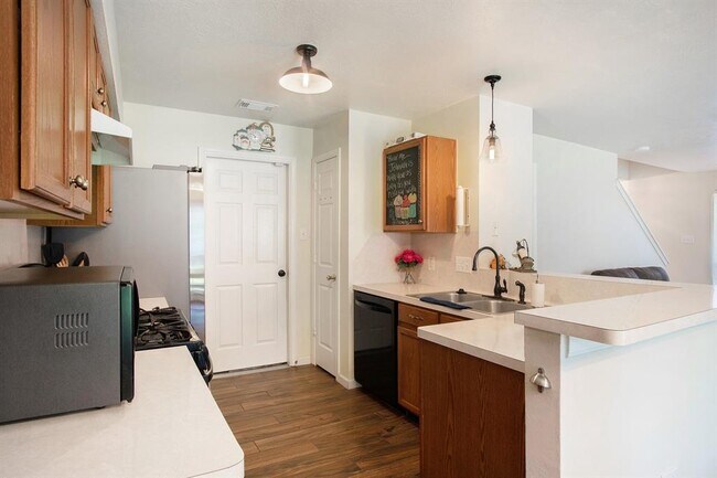 Building Photo - 4246 Hawk Meadow Dr