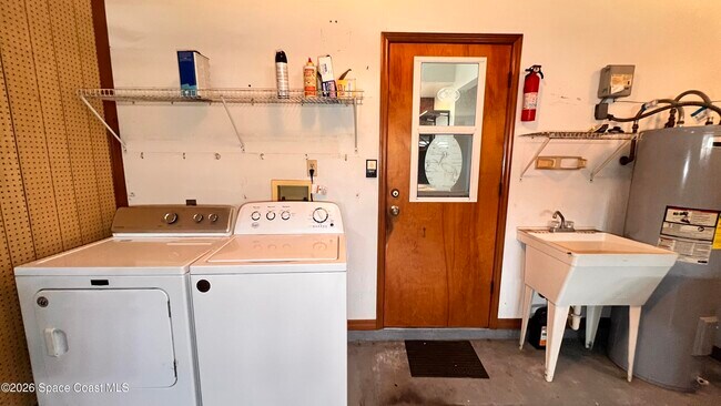 Building Photo - 1014 S Fork Cir
