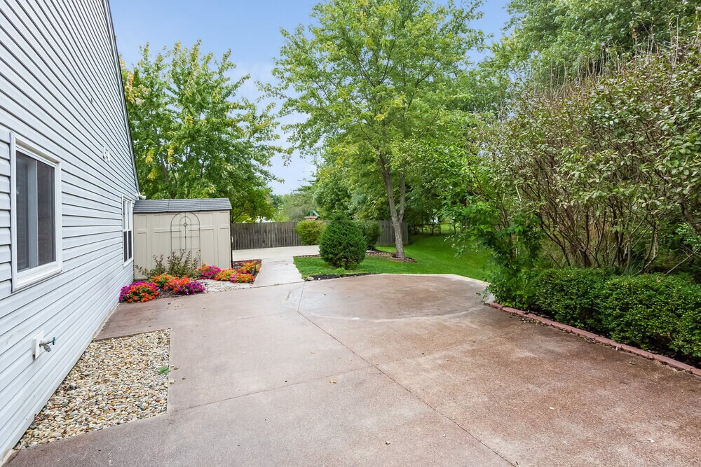 Building Photo - 4751 Lakestone Dr