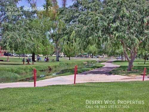 Building Photo - 7525 E Diamond St