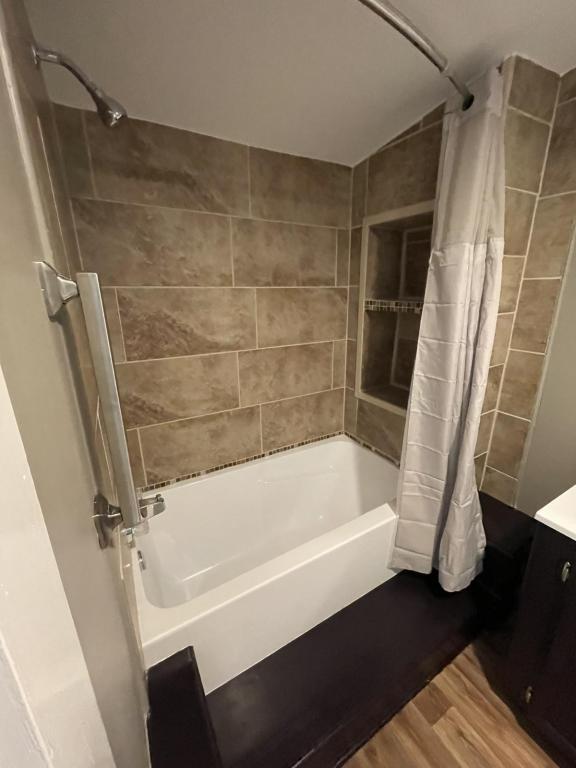 Building Photo - 1741 Horne Rd