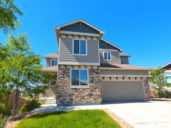 Primary Photo - Stunning Modern Home with Breathtaking Mou...