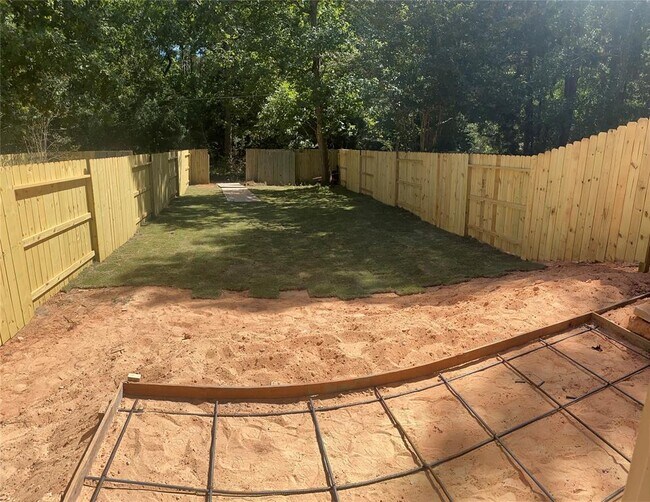 Building Photo - 62 Woodland Hills Dr