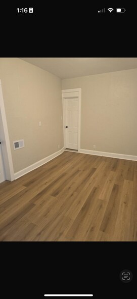 Bedroom 3 - 217 W Mitchell St