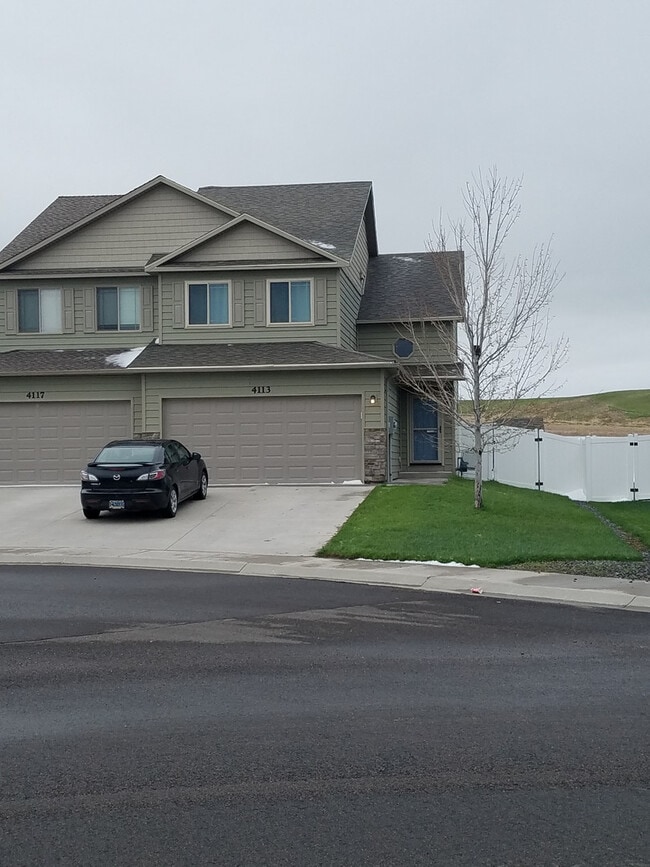 Building Photo - 4113 Gunsmoke Rd