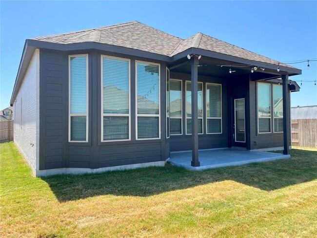 Building Photo - 255 Nautical Lp