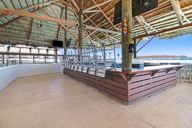 Building Photo - 31894 BLUE PASSING Loop