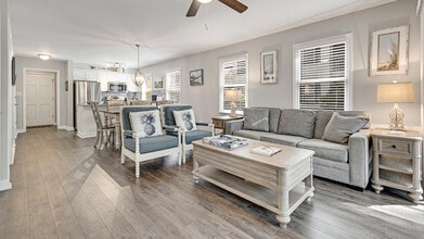 Building Photo - 366 Masters Dr