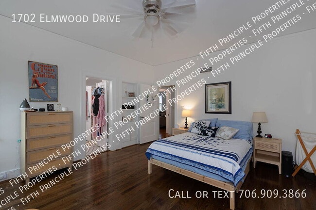 Building Photo - 1702 Elmwood Dr