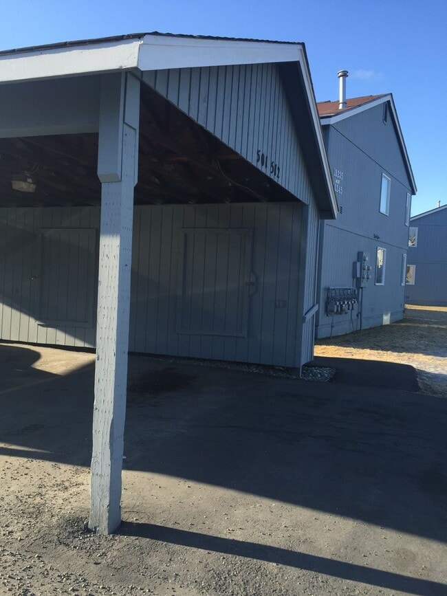 Building Photo - 10245 Jamestown Dr