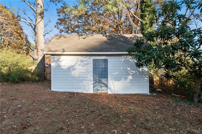 Building Photo - 2931 Appling Dr