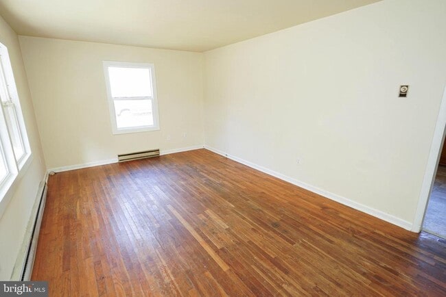 Building Photo - 5629 Rip Wil Dr