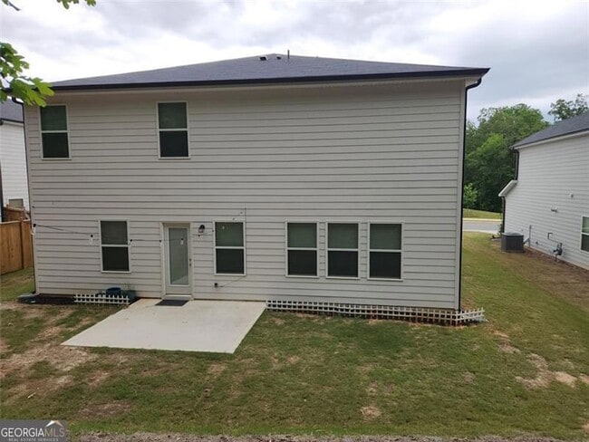 Building Photo - 235 Vly Oak Dr