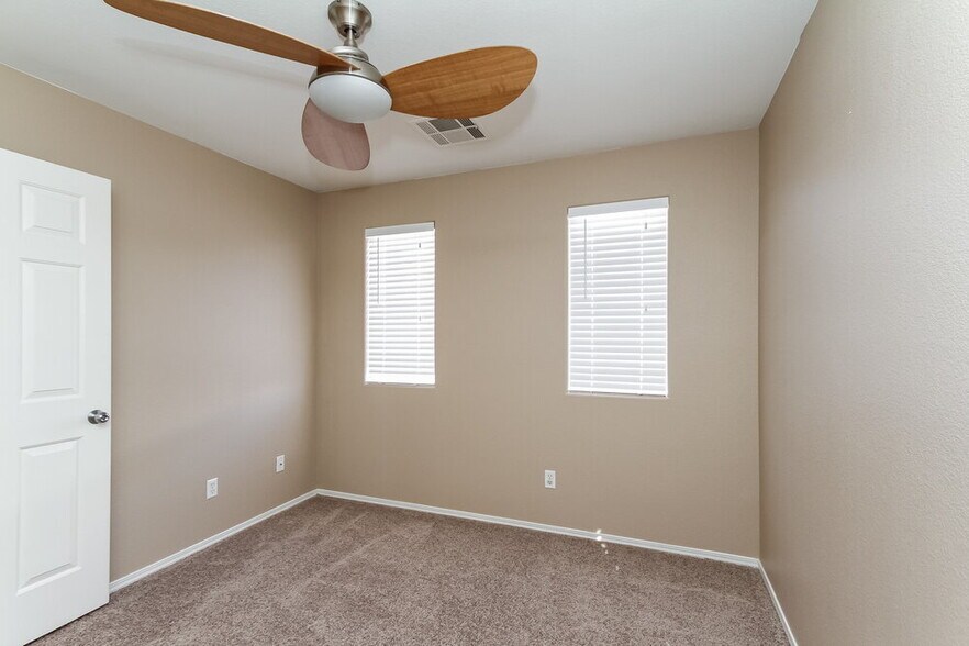 Building Photo - 10571 Alondra Peak St