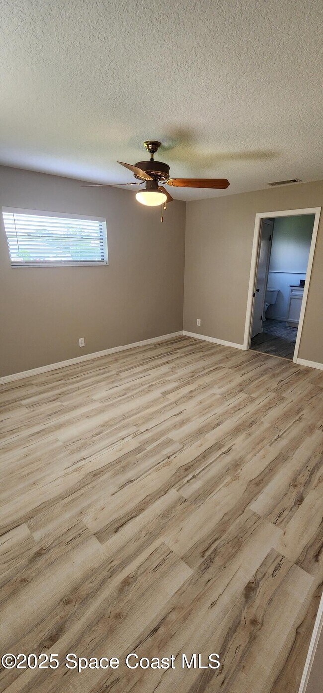 Building Photo - 1003 Cedar Brook Ct