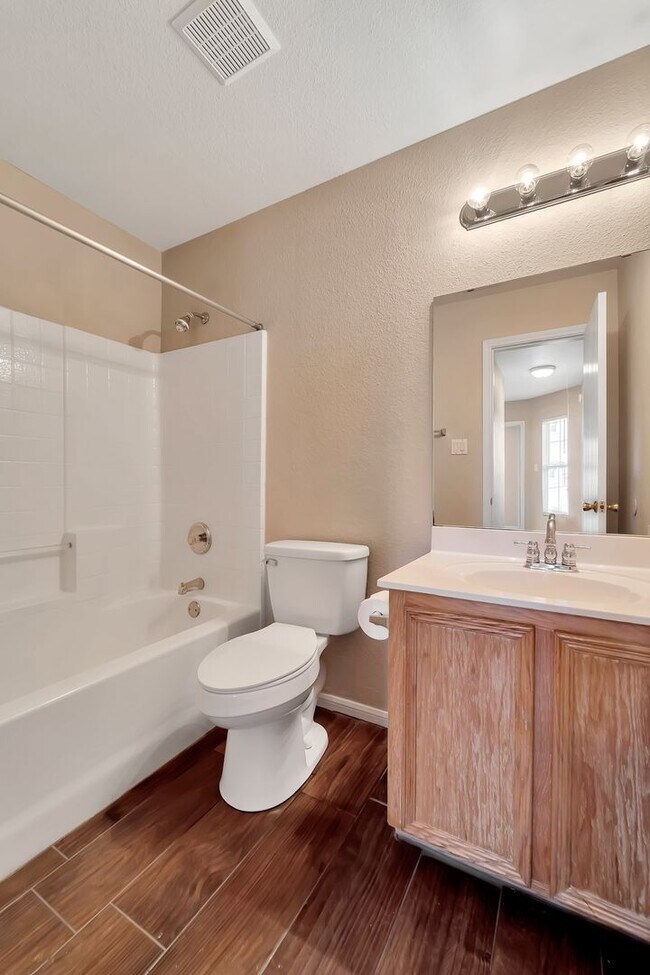 Building Photo - 4608 Indigo Dr