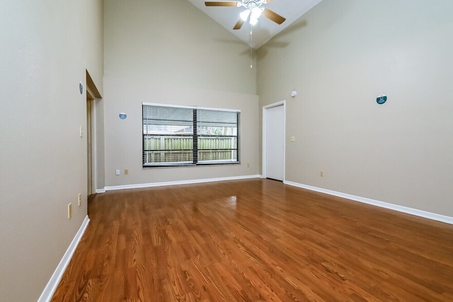 Building Photo - 2607 Shilo Ct