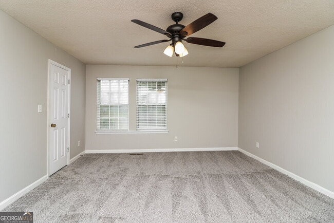 Building Photo - 5328 Brickleberry Way
