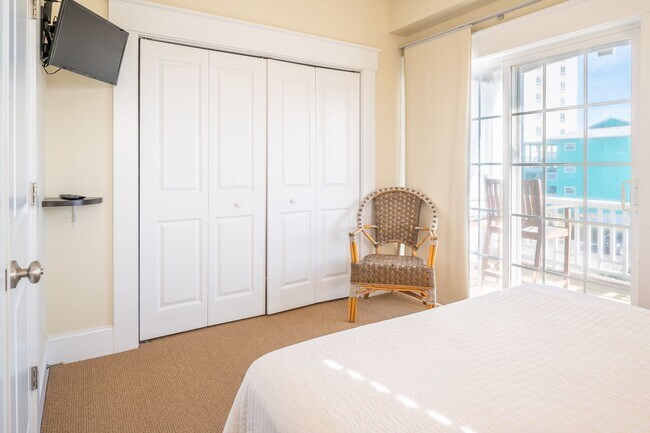 Building Photo - ENJOY OCEAN BREEZES FROM THIS FURNISHED OFF-SEASON OCEAN VIEW CONDO W/BALCONIES