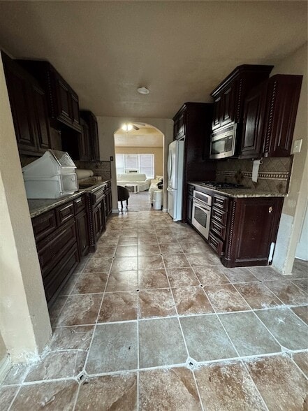 Building Photo - 2717 Avenue I