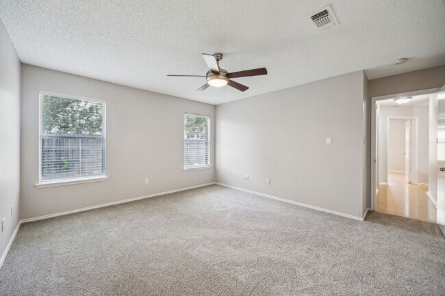 Building Photo - Welcome Home to Winding Creek !
