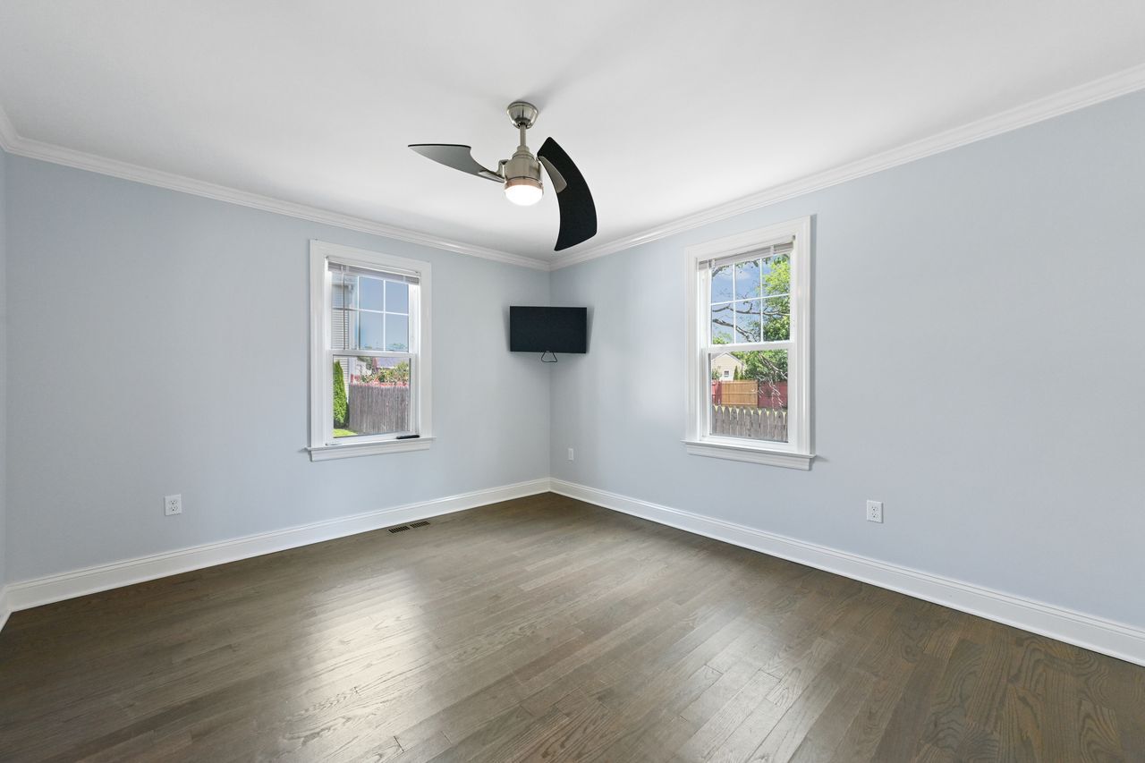 Building Photo - 232 Hillside Ave