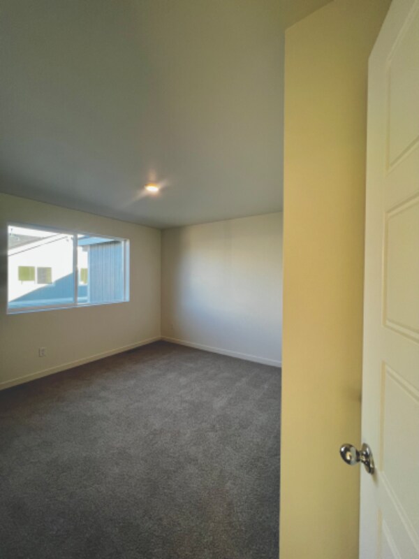 Building Photo - 209 Cardinal St