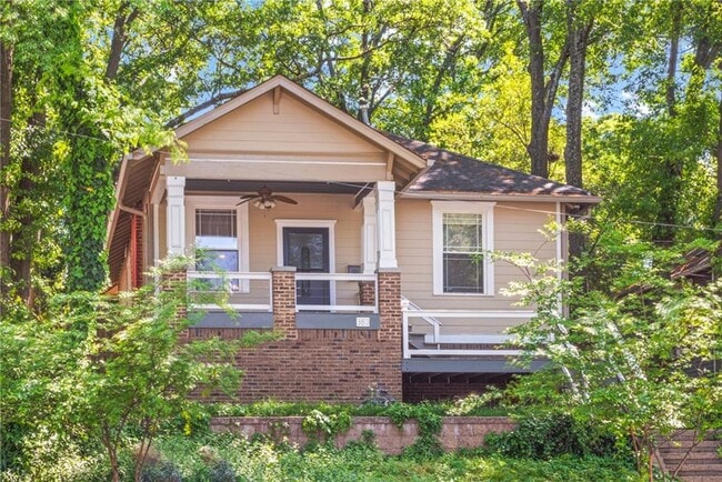 Building Photo - 363 5th St NE