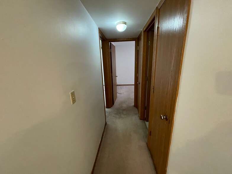 Building Photo - 2310 Radtke Ave