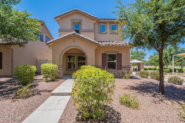 Building Photo - 1061 S Hawk Ln