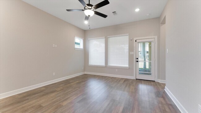 Building Photo - 15607 Rising Wren Ct