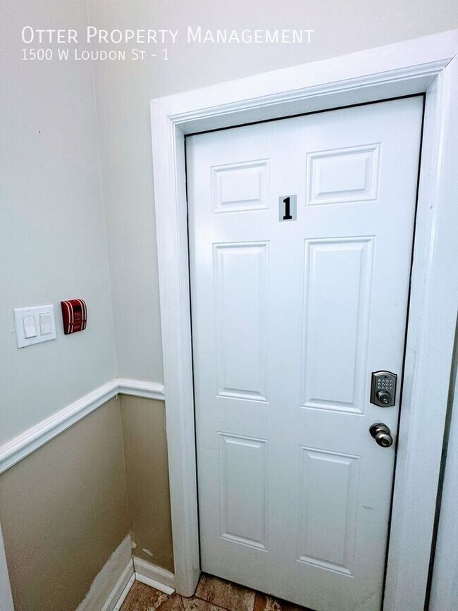 Building Photo - 1500 W Loudon St