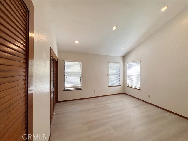 Building Photo - 2230 E Vista Mesa Way