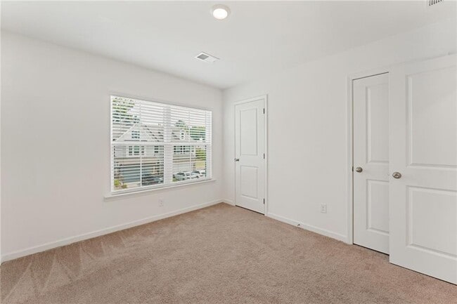 Building Photo - 649 Isom Walk