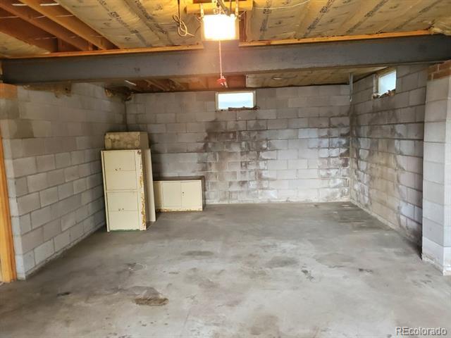 Building Photo - 613 Central Ave