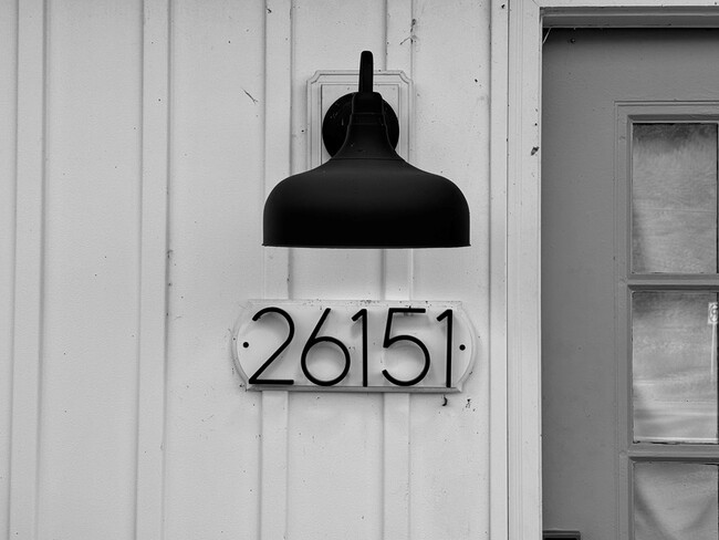 Building Photo - 26151 Lee Hwy