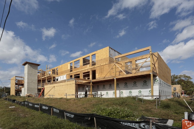 Building Photo - C.B. Dailey Villas