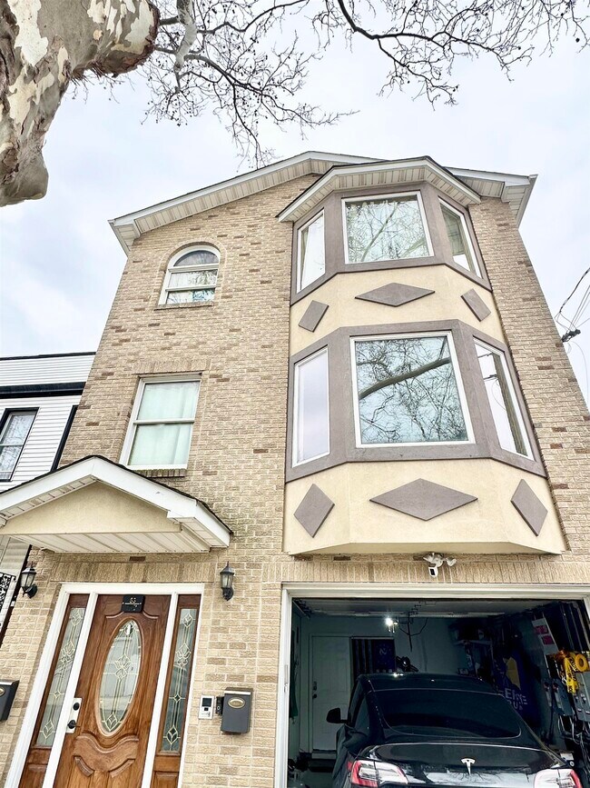 Building Photo - 53 Williams Ave