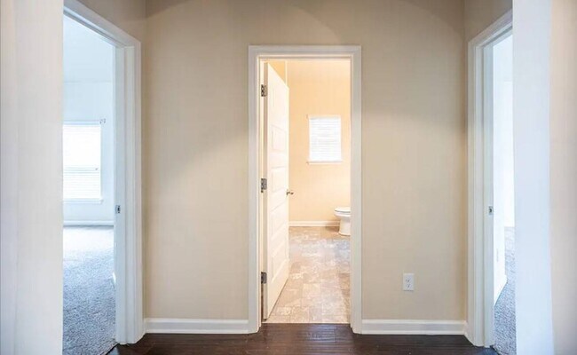 Building Photo - 6109 Mahogany Ter
