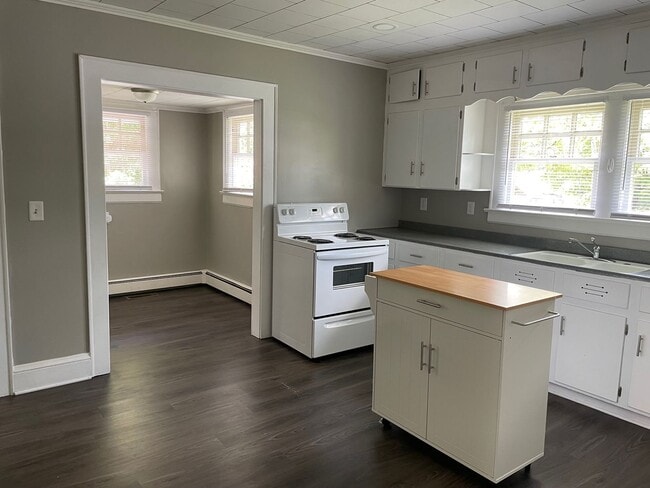 Building Photo - Beautiful 3 bed, 1 bath home located in As...