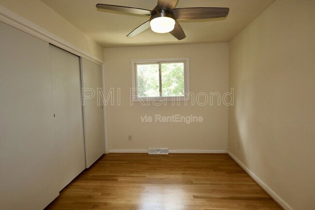 Building Photo - 8402 Kalb Rd