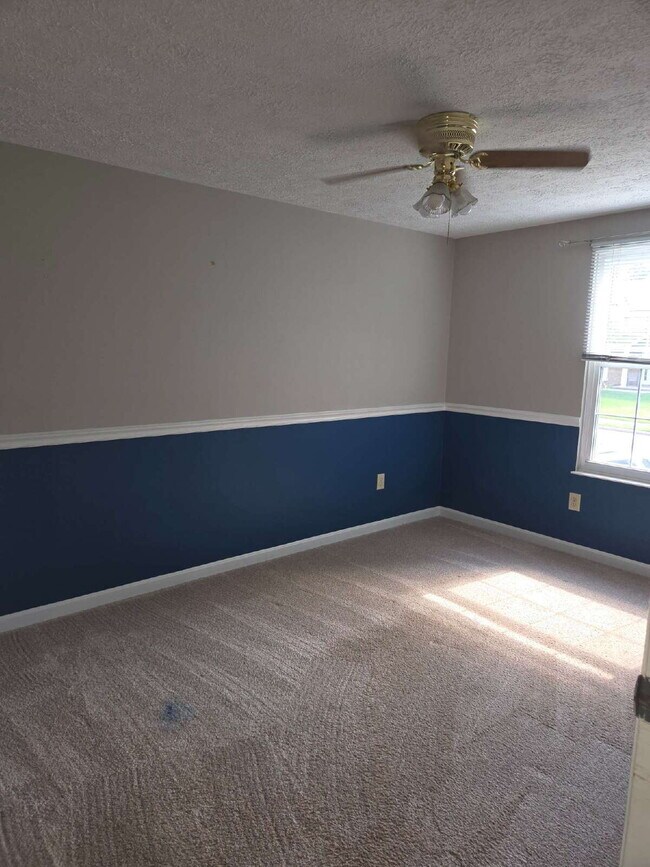 Building Photo - "Spacious 4-Bedroom Gem with Finished Basement in Walkersville - Ideal Family Living!"