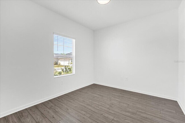 Building Photo - 4721 SW 83rd Lp